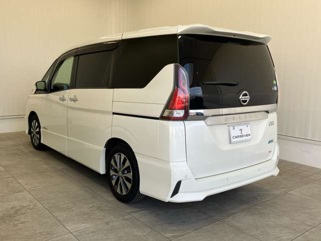 セレナ2.0 ハイウェイスター Vセレクション