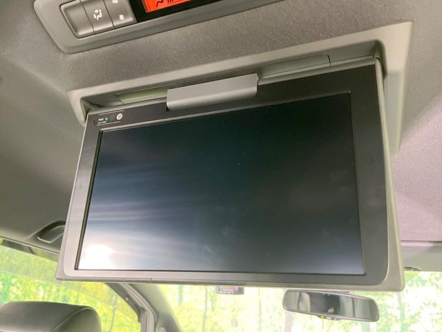 エスクァイア2.0 Gi プレミアムパッケージ ブラックテイラード