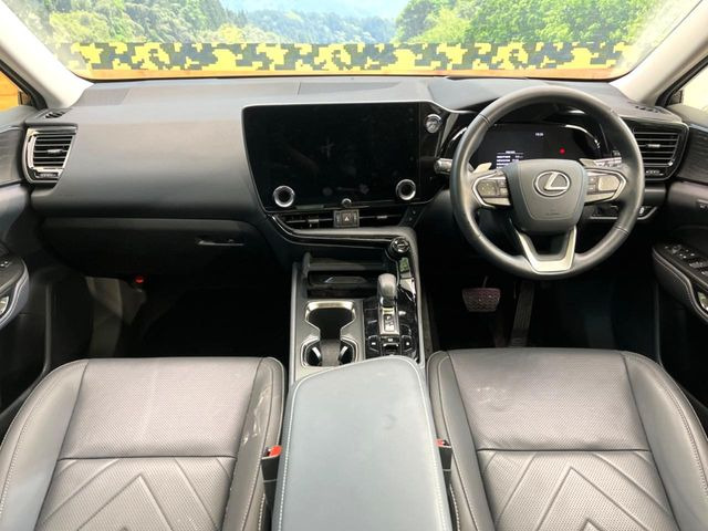 NX350h バージョンL