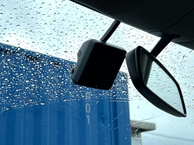 �y�h���C�u���R�[�_�[�z���S�E���S�ȃJ�[���C�t�ɕK�{�̃h���C�u���R�[�_�[�𑕔�!���s���͂������A������^�]�⎖�̂ɑ��������ۂ̏󋵂��f���ŋL�^���A����̃��X�N�ɔ����܂��B