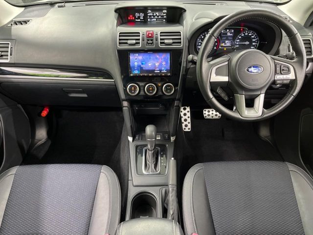 フォレスター2.0 XT アイサイト 4WD