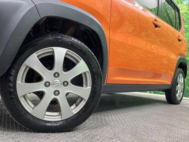 �y15�C���`�A���~�z�C�[���z�O�ςɃ}�b�`�����A���~�z�C�[���𑕒����Ă���܂��B�e��ЊO�A���~�z�C�[����A�X�^�b�h���X�^�C�����戵�����Ă���܂��B���񂲑��k����������