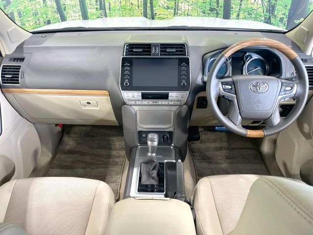 ランドクルーザープラド2.8 TX Lパッケージ マットブラック エディション ディーゼル 4WD