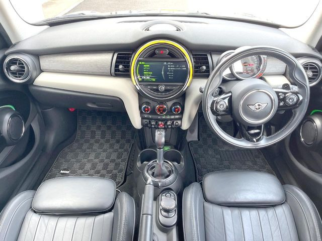 ミニクーパー S ジャーミン