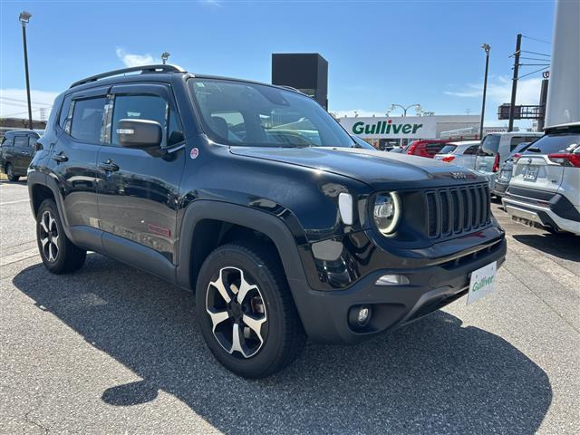 レネゲードトレイルホーク 4WD