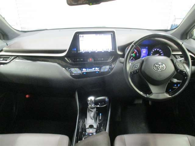 C-HRハイブリッド 1.8 G LED エディション