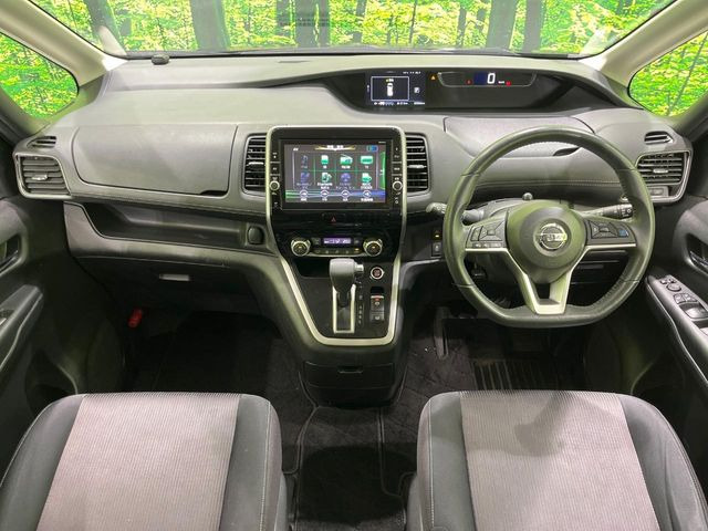 セレナ2.0 ハイウェイスター プロパイロット エディション