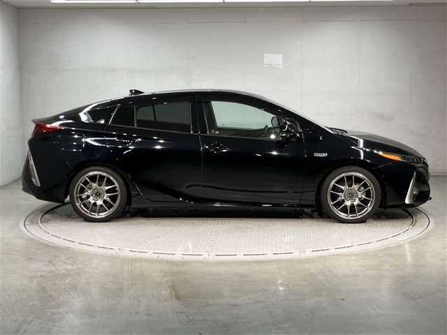 プリウスPHV1.8 A ユーティリティ プラス