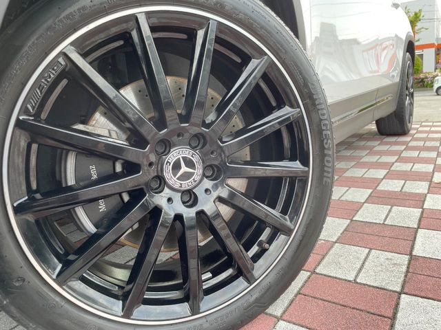 ������20�C���`�A���~�z�C�[��:�A���ԂȂ�ł͂̑�z����������x����z�C�[���Ƒ����ł�!���{�Ԃ̑���Ɋ���Ă�����ɂ����Б̊����Ē��������قǁA�������x���ł܂Ƃ܂��Ă��܂�!