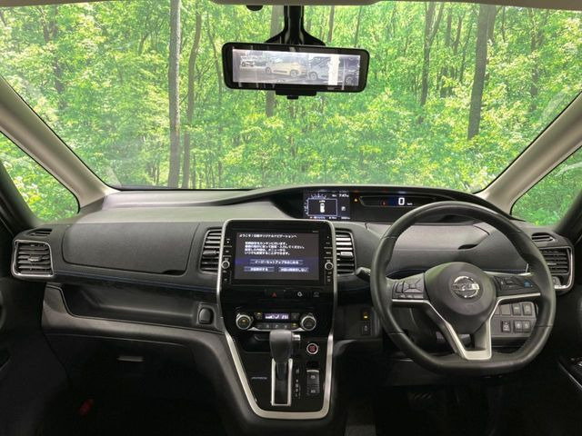 セレナ2.0 AUTECH スポーツスペック