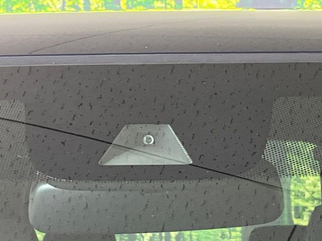 �y�z���_�Z���V���O�z���s���ɑO���̎ԗ�����F�����A�Փ˂������Ȏ��͌x��ƃu���[�L�ŏՓˉ���Ɣ�Q�y�����A�V�X�g�B�����S�Ƀh���C�u�����y���݂��������܂��B