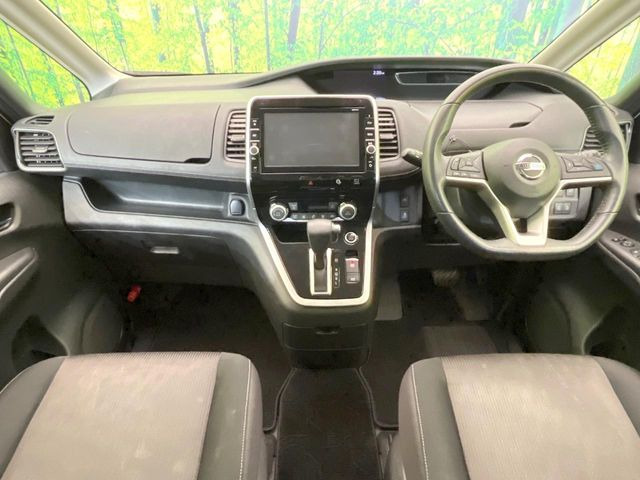 セレナ2.0 ハイウェイスター Vセレクション