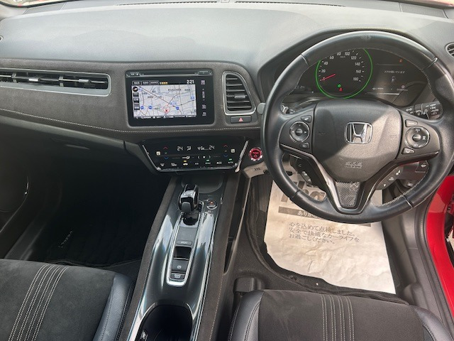 ヴェゼル1.5 ハイブリッド RS ホンダセンシング