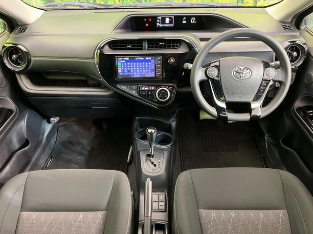 アクア1.5 S スタイルブラック