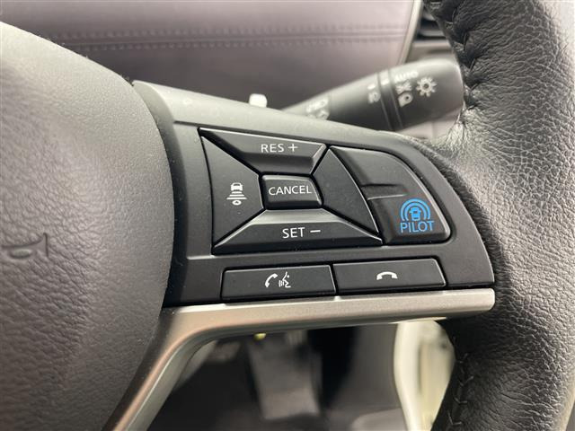 セレナ2.0 ハイウェイスターV 4WD