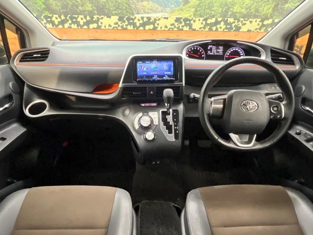 シエンタ1.5 G クエロ