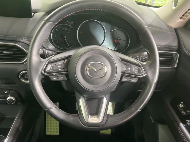 �y�����v�����X�e�A�����O�z�㎿�Ȋv���g�p���邱�ƂŁA��ɂ����������݂ƂĂ��^�]���₷���n���h���ł���