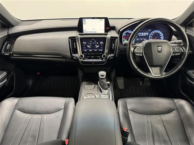 クラウンハイブリッド 2.5 RS