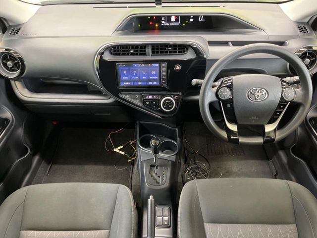 アクア1.5 S スタイルブラック