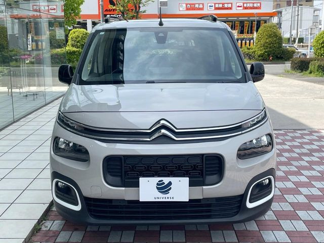 �������x�̃K���X�疌�ŝ����͂������A�㎿�ȃc���E����������B���O����_���J�����؂Ȉ��Ԃ�ی삵�A�F�����E�򉻂�h�~�B�u�e�X�v���b�V���R�[�g�v�A�u�e�v���~�b�T�R�[�g�v���炨�I�т��������܂��B