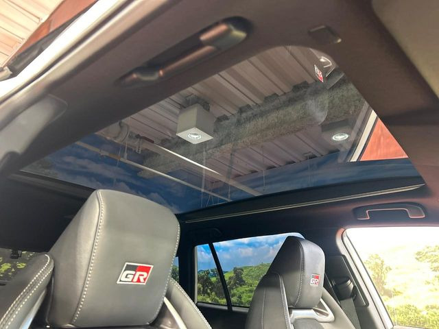 カローラクロス2.0 GRスポーツ E-Four 4WD