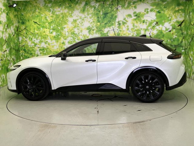 クラウンスポーツ2.5 Z E-Four 4WD