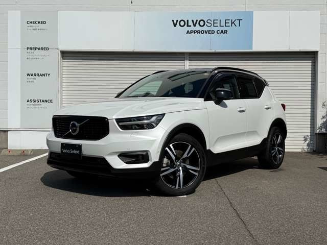 XC40T4 AWD Rデザイン 4WD