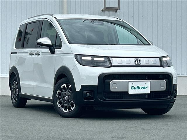 フリード1.5 e:HEV クロスター