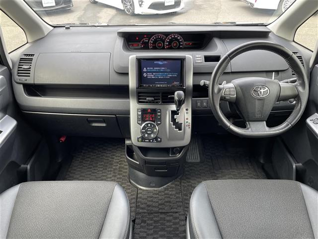 ヴォクシー2.0 ZS 煌Z