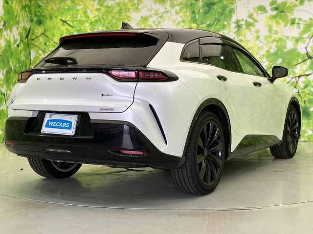 クラウンスポーツ2.5 Z E-Four 4WD