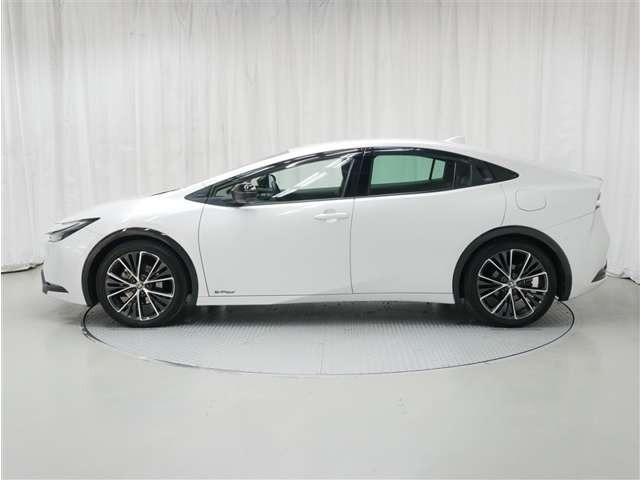 プリウス2.0 Z E-Four 4WD