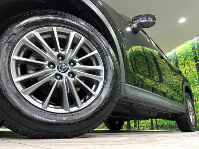 �y����17�C���`�A���~�z�C�[���z�O�ςɃ}�b�`���������A���~�z�C�[���𑕒����Ă���܂��B�e��ЊO�A���~�z�C�[����A�X�^�b�h���X�^�C�����戵�����Ă���܂��B���񂲑��k����������