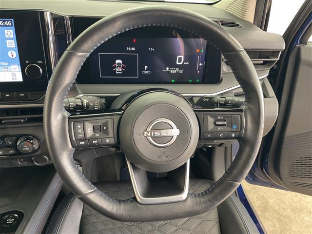 ノート1.2 AUTECH クロスオーバー FOUR 4WD