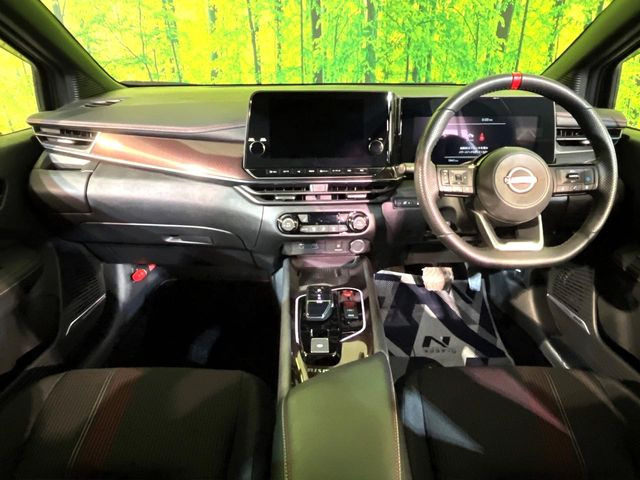 ノートオーラ1.2 NISMO チューンド e-POWER 4WD