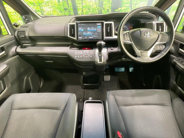 ステップワゴン2.0 スパーダ S