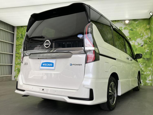 セレナ1.2 e-POWER ハイウェイスターV