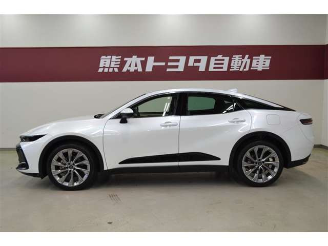 クラウンクロスオーバー2.5 G アドバンスト レザー パッケージ E-Four 4WD