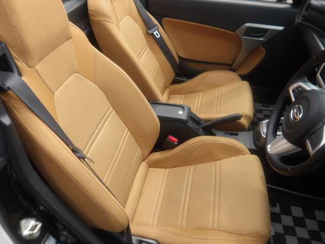 ��Ɏg���t�����g�V�[�g�B�^�]�Ȃ͖���g�p���镔���ł��̂ŁA����S�n���d�v�ł�!���Ј�x�̊����Ă݂Ă�������!