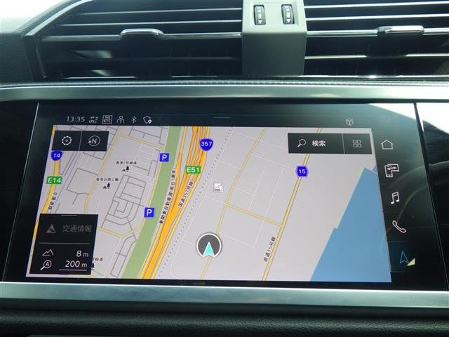 Q3スポーツバック35 TFSI Sライン