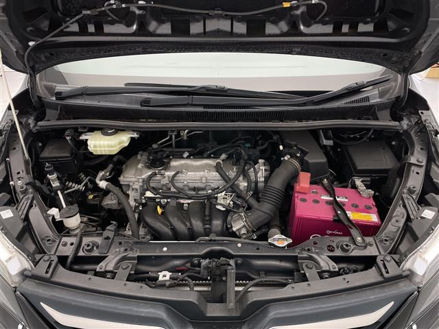 ヴォクシー2.0 ZS 4WD