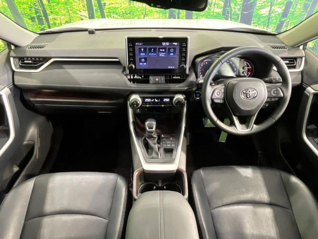 RAV42.0 G 4WD