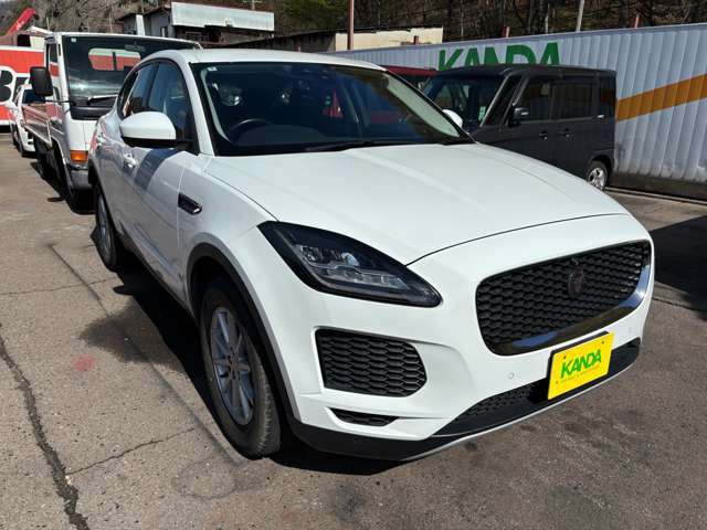 EペイスRダイナミック 2.0L D180 ディーゼル 4WD