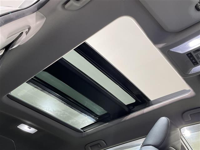 RAV42.5 ハイブリッド G E-Four 4WD