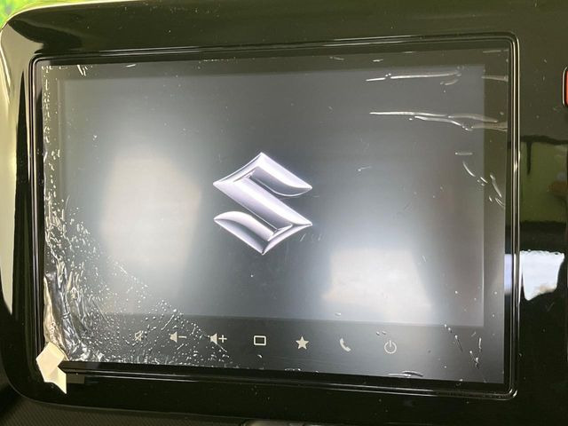 �y�����i�r�z�l�C�̏����i�r�𑕔����Ă���܂��B�i�r�̎g���₷���͂������A�I�[�f�B�I�@�\���[��!�L�����v�◷�s�͂������A�ʋ΂┃�����ȂǕ��i�̃h���C�u���y�����Ȃ�͂���