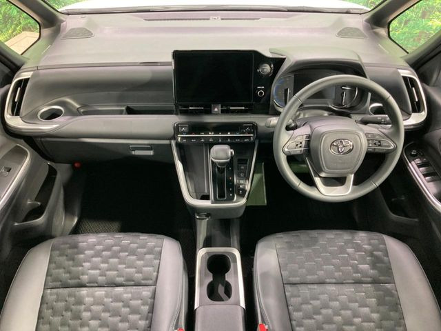 ヴォクシー1.8 ハイブリッド S-Z