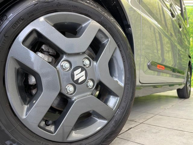 �y����14�C���`�A���~�z�C�[���z�O�ςɃ}�b�`���������A���~�z�C�[���𑕒����Ă���܂��B�e��ЊO�A���~�z�C�[����A�X�^�b�h���X�^�C�����戵�����Ă���܂��B���񂲑��k����������