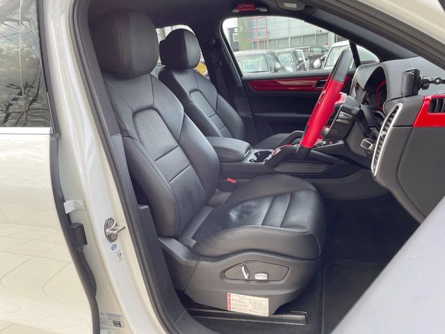 ���V�[�g�̎g�p��:�j��E�ւ�������Ȃ��A�����̒ʂ肫�ꂢ�ȏ�Ԃ��ێ����Ă���܂��B�܂��A�����N���[�j���O�E�R�[�e�B���O�����p�����������܂��B