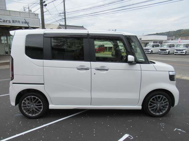 N-BOXカスタムターボ コーディネートスタイル モノトーン 4WD