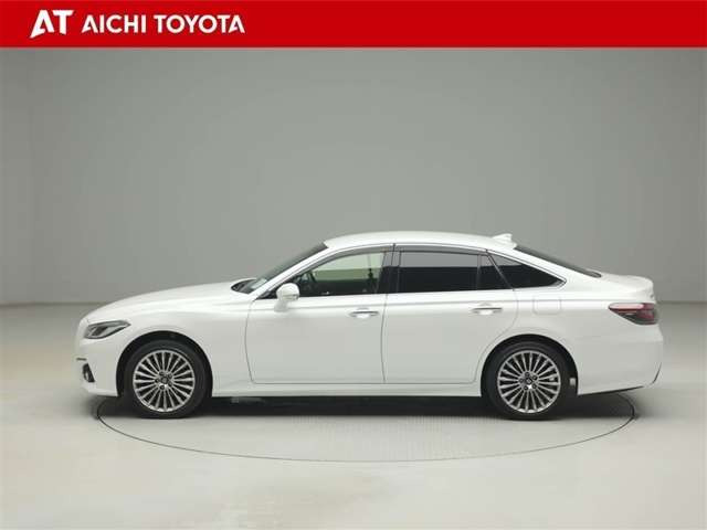 クラウンハイブリッド 2.5 S Four 4WD