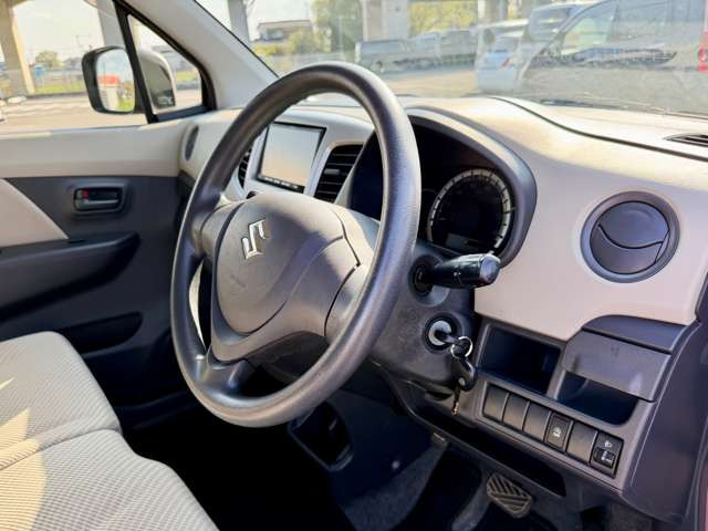 �x�����z�����x����������΁A����ȊO�̔�p�͊|����܂���̂ŁA�����S�������B�������]�i���o�[�Ȃǂ��q�l�̗v�]�Ɋ�Â��I�v�V�������̔�p�͕ʓr�K�v�ƂȂ�܂��B�ڍׂɊւ��Ă͂��₢�������������B